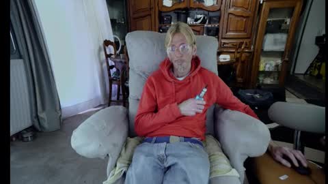 Snapshot of 00jeff31 chatting on January 2026 08:07:01 AM jeff online show from January 2026 08:07:01 AM