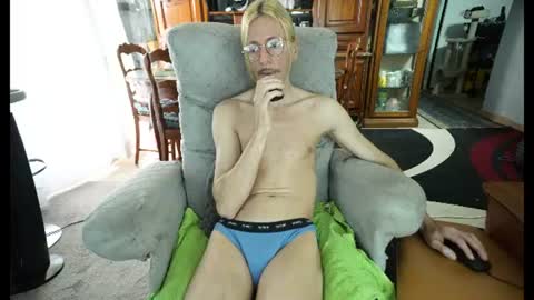 Snapshot of 00jeff31 chatting on July 2026 07:01:02 AM jeff online show from July 2026 07:01:02 AM
