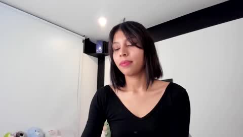 Snapshot of 0amy1 chatting on November 2025 12:38:02 AM amy online show from November 2025 12:38:02 AM