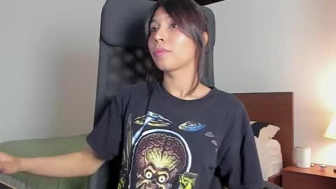 Snapshot of 0amy1 chatting on December 2025 12:43:02 PM amy online show from December 2025 12:43:02 PM