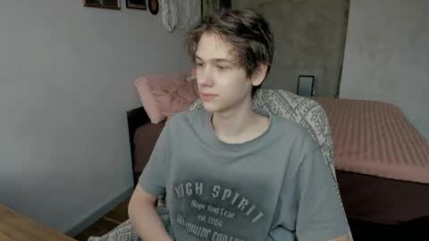 Snapshot of 0verlandd chatting on April 2026 05:07:01 AM Adam online show from April 2026 05:07:01 AM