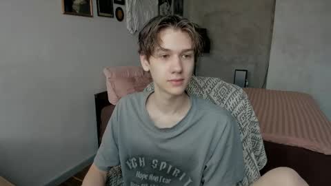Snapshot of 0verlandd chatting on April 2026 04:48:01 AM Adam online show from April 2026 04:48:01 AM