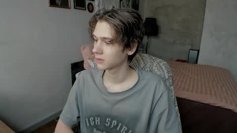 Snapshot of 0verlandd chatting on May 2026 06:11:01 AM Adam online show from May 2026 06:11:01 AM