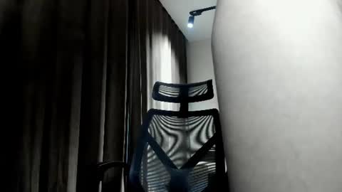 Snapshot of 0verlandd chatting on June 2026 05:02:02 PM Adam online show from June 2026 05:02:02 PM