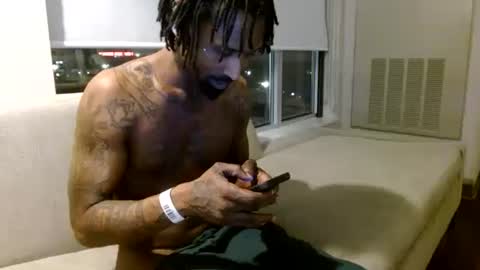 Darkmeat100 online show from January 2025 07:00:02 AM