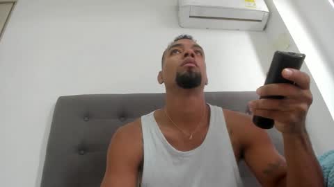 Snapshot of 11inchesblackcock chatting on December 2025 02:59:02 PM cuteboybiigcock online show from December 2025 02:59:02 PM