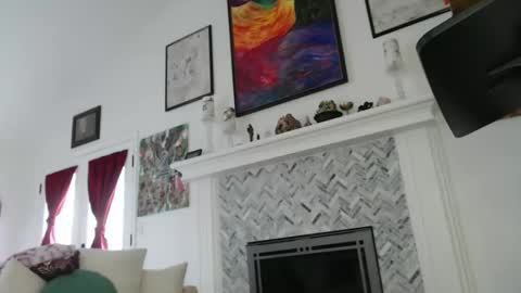 Snapshot of 11willowandjohn11 chatting on February 2025 08:40:01 PM Aurora Willows online show from February 2025 08:40:01 PM