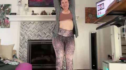 Snapshot of 11willowandjohn11 chatting on February 2025 02:03:02 PM Aurora Willows online show from February 2025 02:03:02 PM