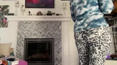 Snapshot of 11willowandjohn11 chatting on March 2025 01:57:02 PM Aurora Willows online show from March 2025 01:57:02 PM