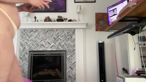 Snapshot of 11willowandjohn11 chatting on March 2025 08:05:02 PM Aurora Willows online show from March 2025 08:05:02 PM