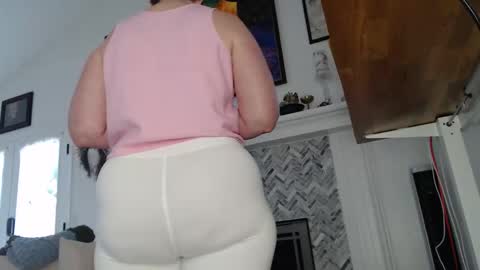 Snapshot of 11willowandjohn11 chatting on October 2025 03:29:01 PM Aurora Willows online show from October 2025 03:29:01 PM