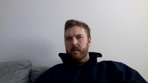 123holt123 online show from April 2026 07:09:02 PM