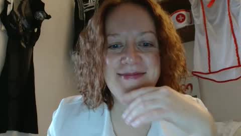 12ennie online show from October 2025 06:54:01 AM