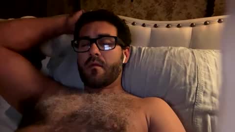 Leandro online show from February 2025 06:54:02 AM