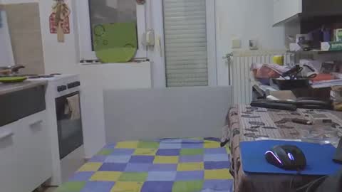 Snapshot of 1973man chatting on December 2025 11:42:02 PM 1973man online show from December 2025 11:42:02 PM