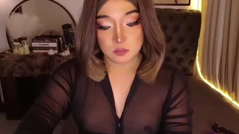 Ekang online show from May 2026 06:49:01 PM