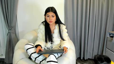 Hello soy bonnie  online show from February 2025 02:05:02 AM