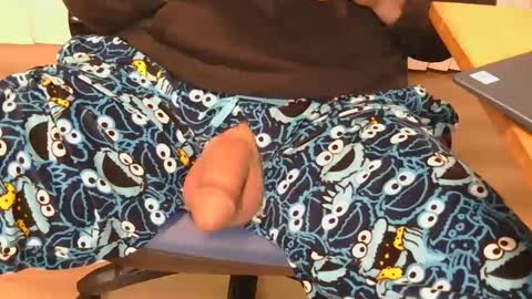 i erupt if you suck ur nipples 4 me and look at the camera while watching me online show from May 2026 11:40:01 AM