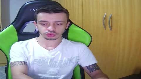 Snapshot of 1good_vibes1 chatting on March 2026 04:15:02 AM 1good_vibes1 online show from March 2026 04:15:02 AM