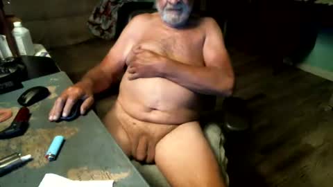 1handyanddee online show from June 2026 03:18:01 AM