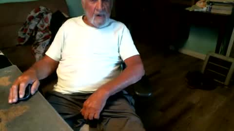 1handyanddee online show from June 2026 12:17:02 AM