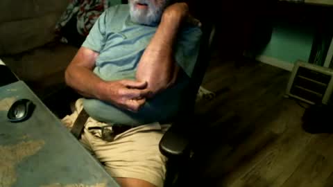 1handyanddee online show from August 2026 01:41:01 AM
