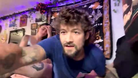 Daddy online show from October 2025 03:17:01 AM