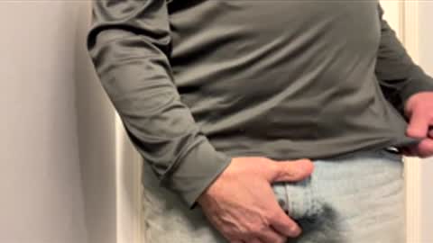 1hunglo412 online show from February 2026 12:35:02 PM