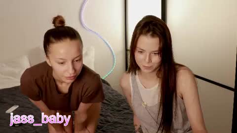 Lily 3 online show from July 2026 05:59:02 PM