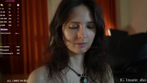 Snapshot of 1mari_01 chatting on May 2026 09:54:02 PM Marie online show from May 2026 09:54:02 PM