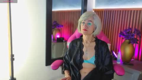 Miss Monserrate online show from May 2026 02:23:01 PM