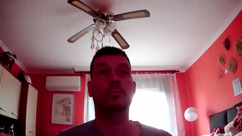 Snapshot of 1molylepke chatting on May 2026 08:43:02 AM Moly online show from May 2026 08:43:02 AM