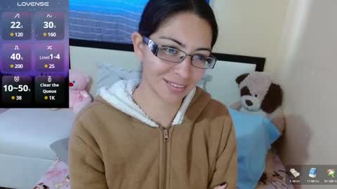 Snapshot of 1sasha_grey__1 chatting on December 2024 11:38:02 PM paola online show from December 2024 11:38:02 PM