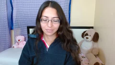 Snapshot of 1sasha_grey__1 chatting on January 2025 01:05:02 AM paola online show from January 2025 01:05:02 AM