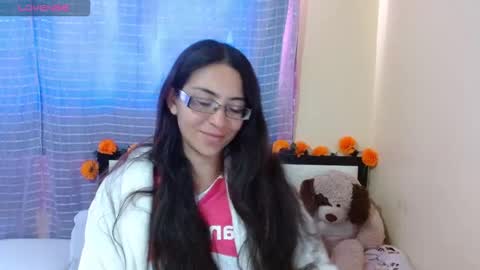 Snapshot of 1sasha_grey__1 chatting on November 2025 07:35:01 PM paola online show from November 2025 07:35:01 PM