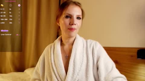 Snapshot of 1slavicdoll chatting on October 2025 01:24:01 AM VICTORIA online show from October 2025 01:24:01 AM