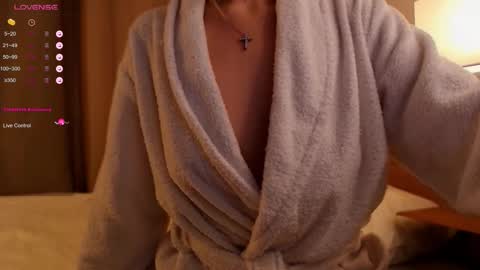 Snapshot of 1slavicdoll chatting on November 2025 05:34:01 AM VICTORIA online show from November 2025 05:34:01 AM