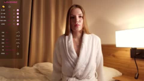 Snapshot of 1slavicdoll chatting on December 2025 12:59:02 AM VICTORIA online show from December 2025 12:59:02 AM