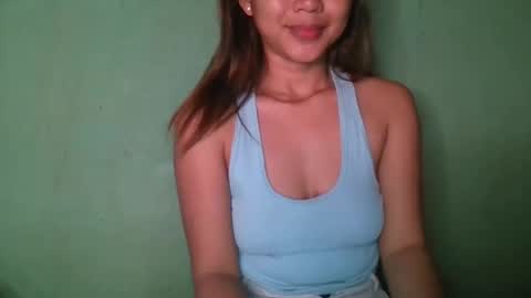 1smile4u online show from February 2025 01:00:02 PM