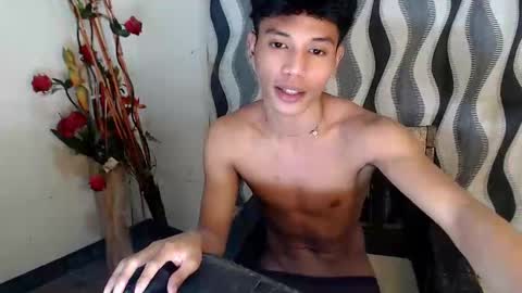 1sweetloverxx online show from March 2026 04:10:02 PM