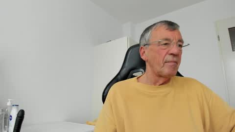 Henk online show from May 2026 12:33:02 PM