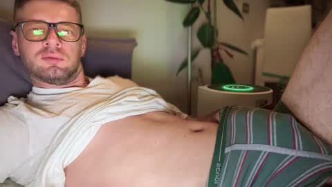 Romano online show from February 2025 09:40:01 PM