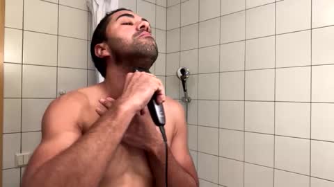 Snapshot of 2025rob chatting on December 2025 12:01:01 PM 2025rob online show from December 2025 12:01:01 PM