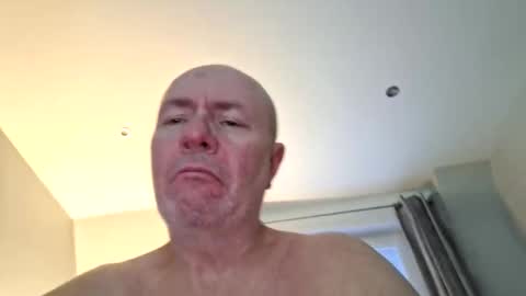 Snapshot of 211scudder chatting on November 2025 04:19:02 PM 211skoosh online show from November 2025 04:19:02 PM