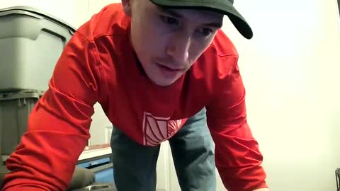 Snapshot of 21yearsy0ung9icheshung chatting on December 2024 04:07:02 PM AlecurClit online show from December 2024 04:07:02 PM