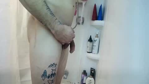 Snapshot of 21yearsy0ung9icheshung chatting on January 2025 01:00:01 AM AlecurClit online show from January 2025 01:00:01 AM