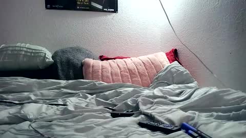 Snapshot of 21yearsy0ung9icheshung chatting on February 2025 03:20:01 AM AlecurClit online show from February 2025 03:20:01 AM