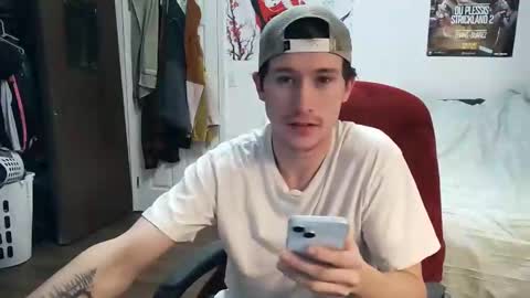 Snapshot of 21yearsy0ung9icheshung chatting on February 2025 02:10:02 AM AlecurClit online show from February 2025 02:10:02 AM