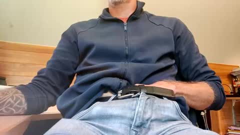 22_acacia_avenue online show from September 2025 12:05:02 PM