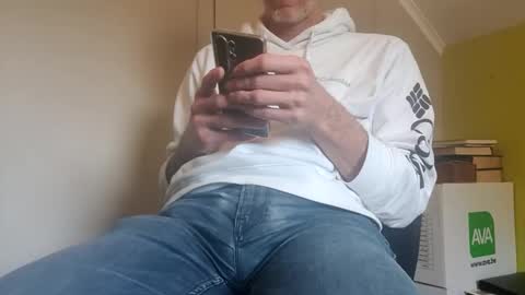 22_acacia_avenue online show from March 2026 12:00:02 PM